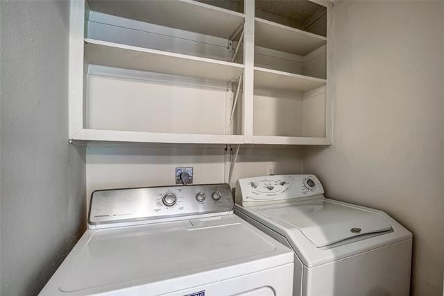 Building Photo - 1717 Palisades Dr