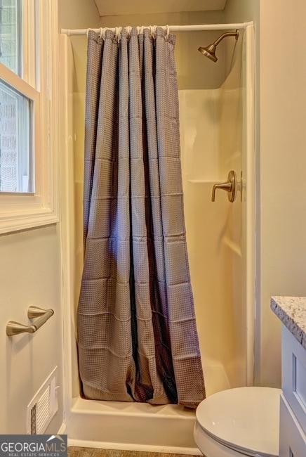 Building Photo - 215 Fond Ct