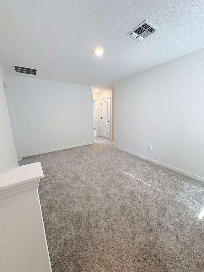 Building Photo - 8438 Blue Wave Ln E