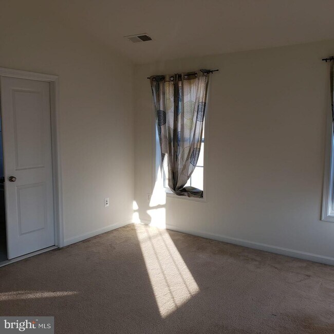 Building Photo - 23409 Berkeley Meadows Dr