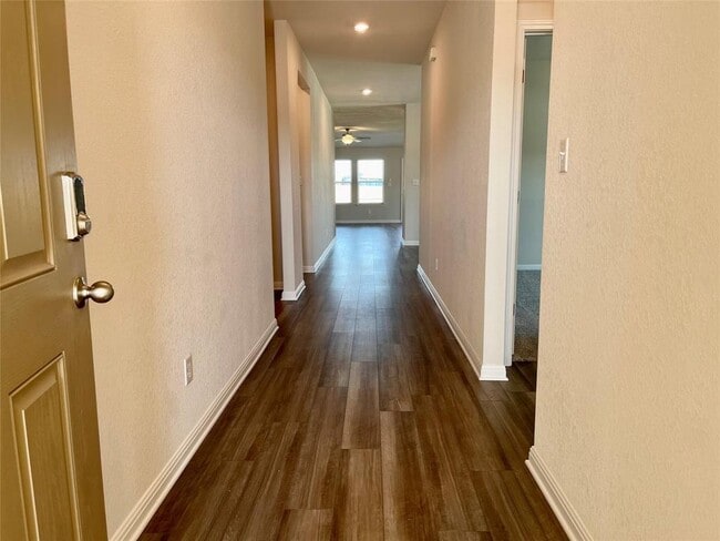 Building Photo - 111 Ostracoda Ln