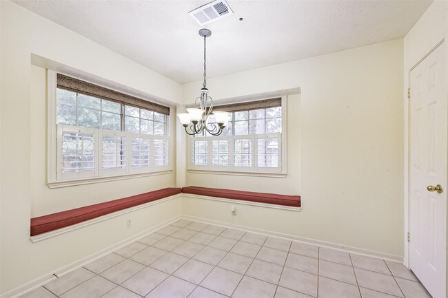 Building Photo - 15002 Chestnut Falls Dr