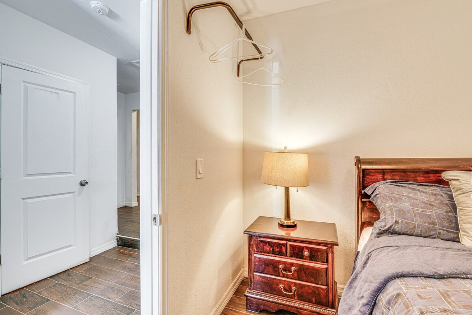 Building Photo - 281 W 18th St