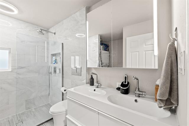 Building Photo - 6616 Pimlico Dr