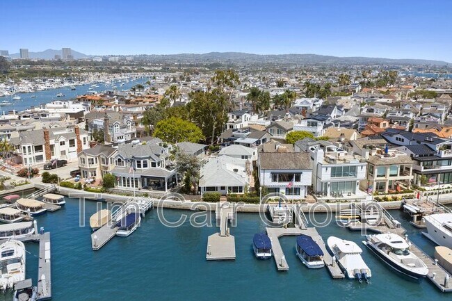 Building Photo - 112 S. Bayfront