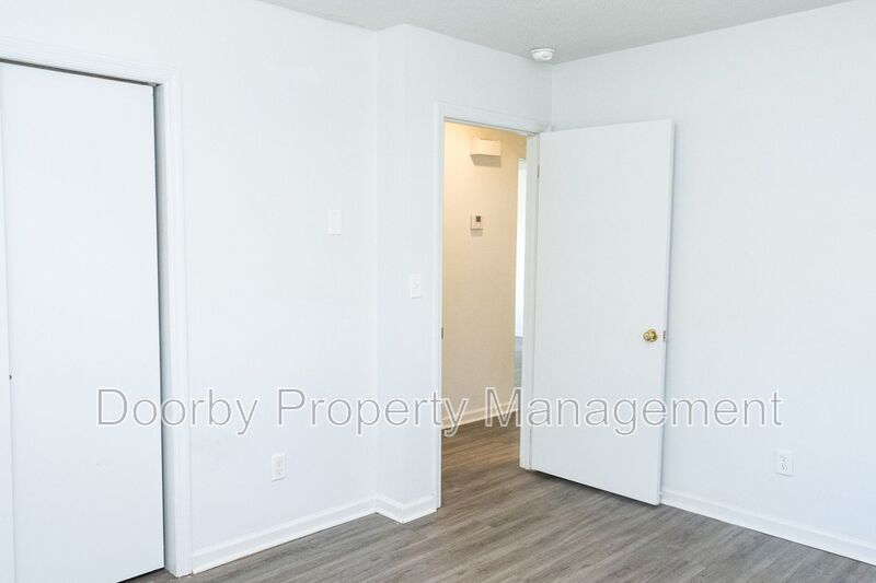 Building Photo - 2182 Dugan St