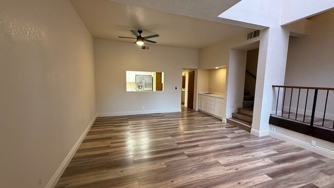 Building Photo - Must See! Beautiful 2-Bedroom Condo in the Heart of Fresno