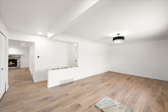Building Photo - 11489 Anna Lisa Dr