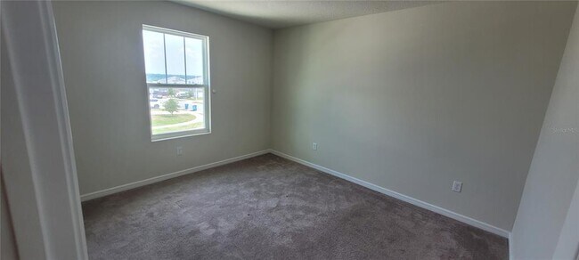 Building Photo - 1556 Aspen Ave