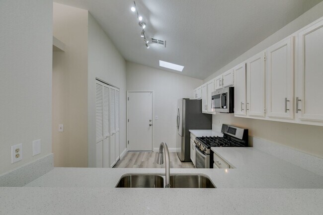 Building Photo - Charming 3-Bedroom Home with Covered Patio