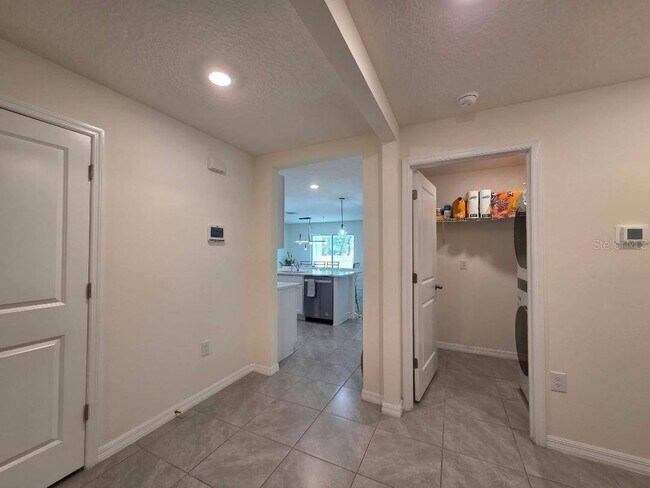Building Photo - 4446 Bayridge Ct