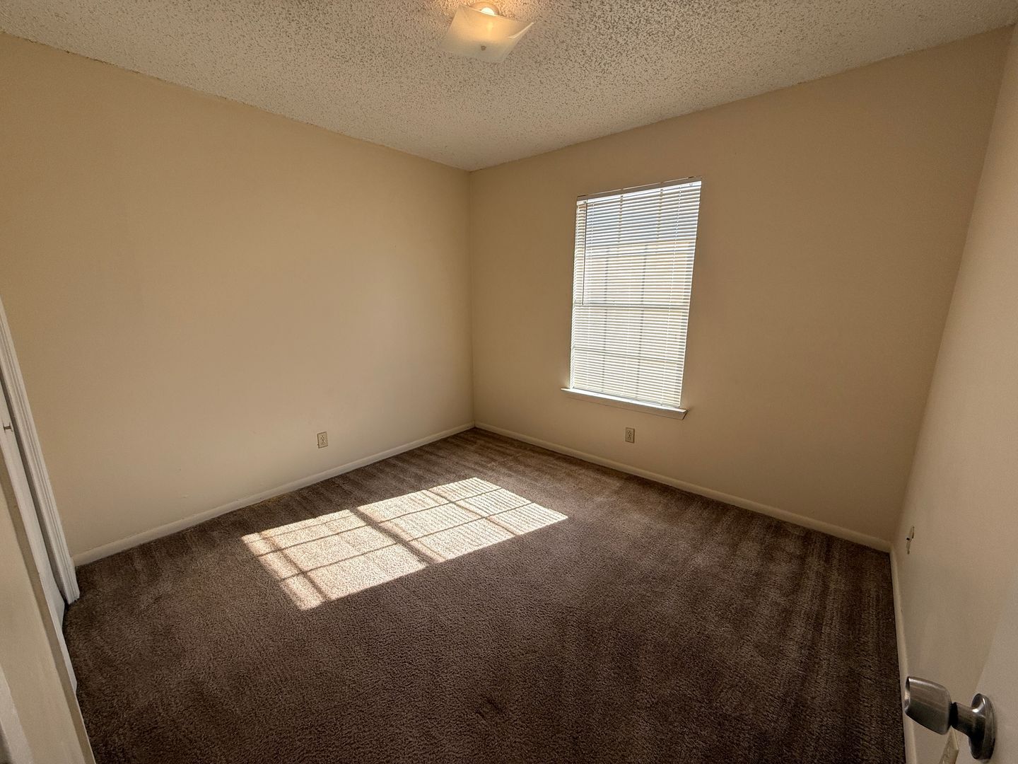 Building Photo - 4504 Chase Cir