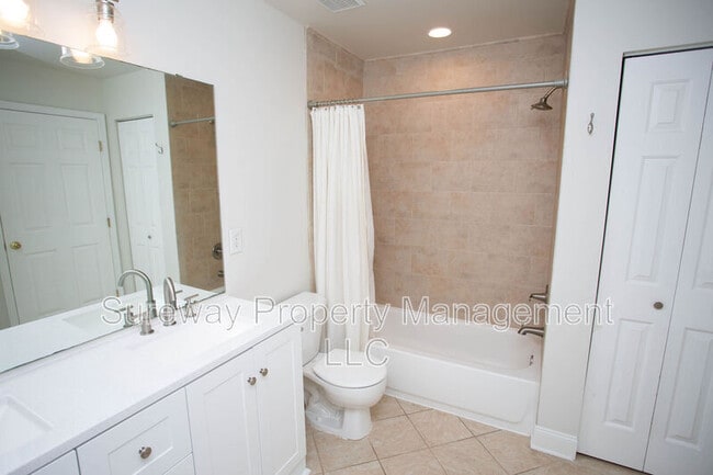 Building Photo - 130 Mount Vernon Ct