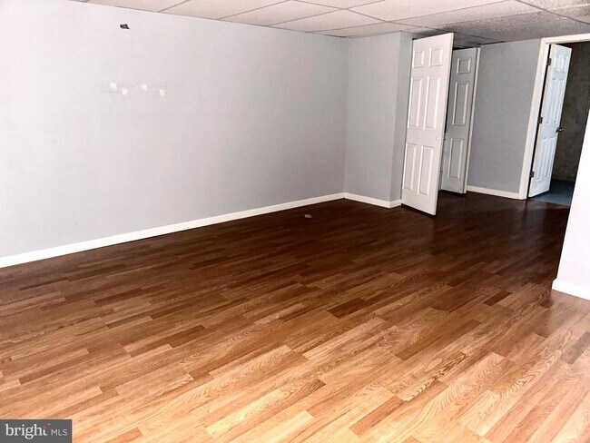 Building Photo - 623 Candlestick Ln