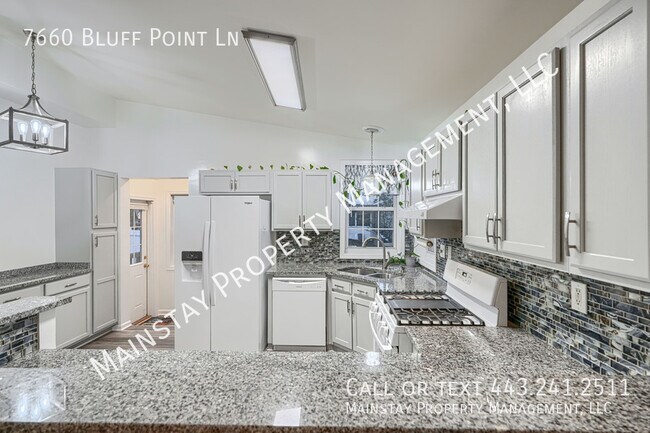 Building Photo - 7660 Bluff Point Ln