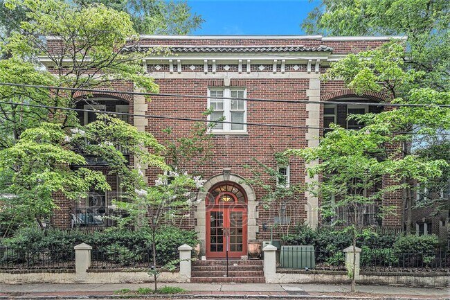 Primary Photo - 741 Frederica St NE