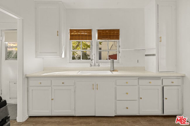 Building Photo - 1708 Glyndon Ave