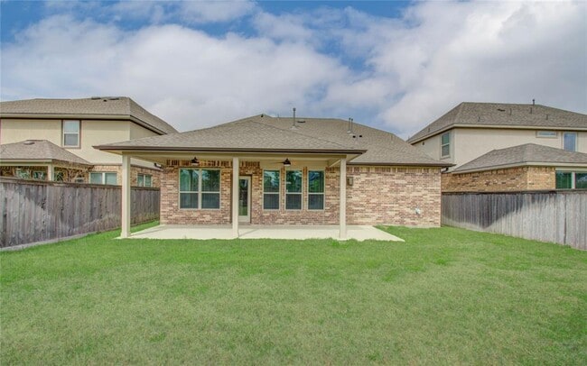 Building Photo - 19259 Presa Canyon Dr