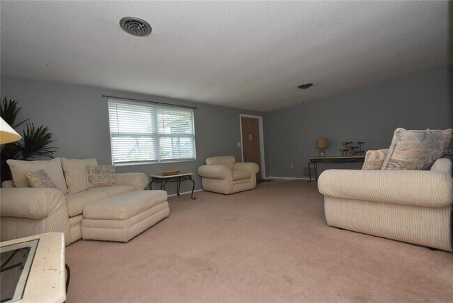 Building Photo - 1365 De Prie Rd