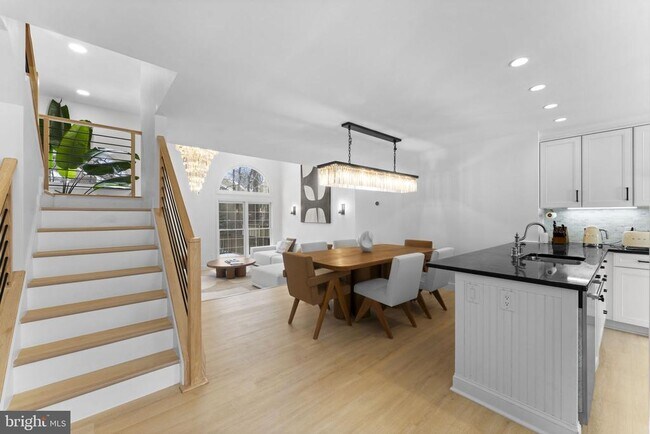 Building Photo - 11433 Heritage Oak Ct