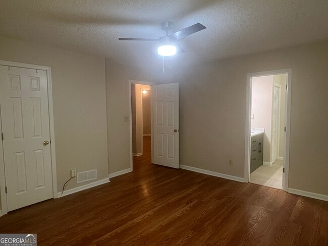 Building Photo - 217 Briarpatch Ct