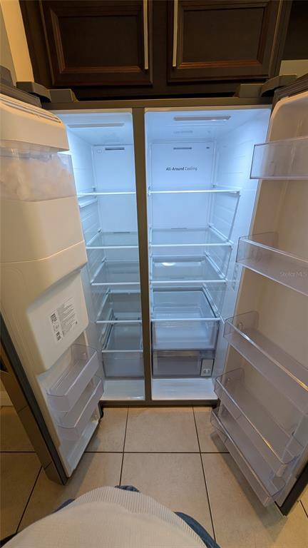 Building Photo - 584 Scotia Pl