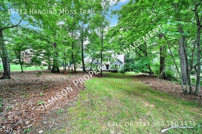 Building Photo - 10712 Hanging Moss Trail