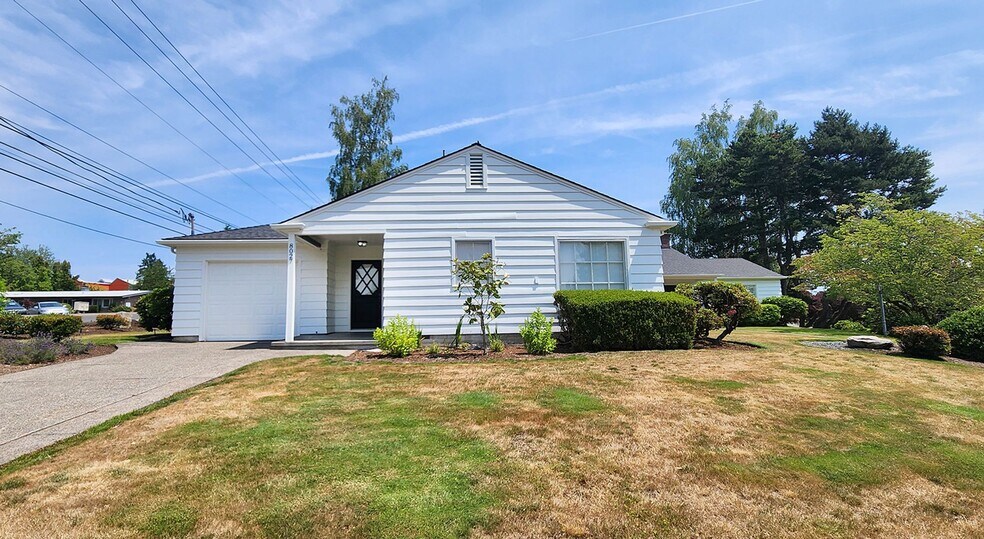Building Photo - 8025-8027 SW Northvale Wy