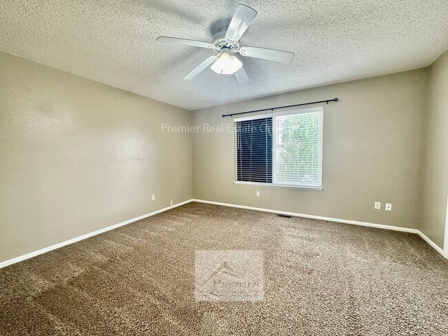 Building Photo - 4394 Gunbarrel Dr