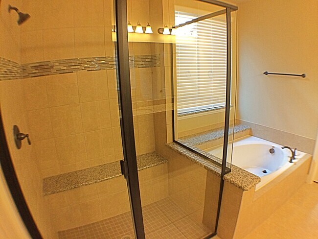 Building Photo - 5 Bdrm/4 Bath / Media Room/ 3300 SF In North Carrollton/Brick And Stone Facade