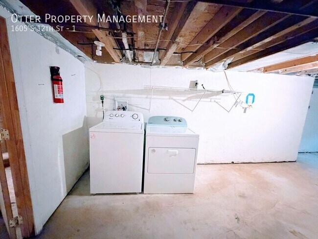 Building Photo - 1605 S 12th St