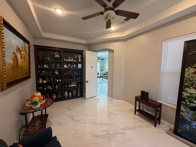 Building Photo - Stonebrook Estates-3 Bedrooms, 3351 SQFT of Luxury & Entertainment