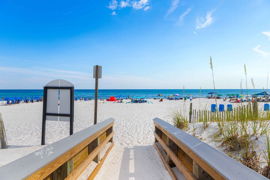 Building Photo - 334 Bluefish Dr