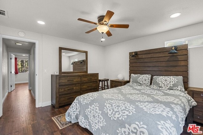 Building Photo - 1197 Oriole Rd