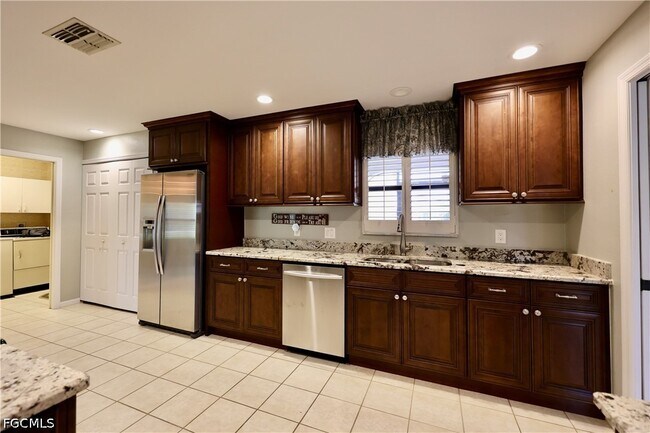 Building Photo - 12840 Dornoch Ct