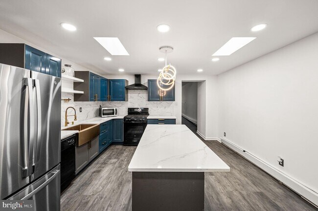 Building Photo - 3126 N 35th St