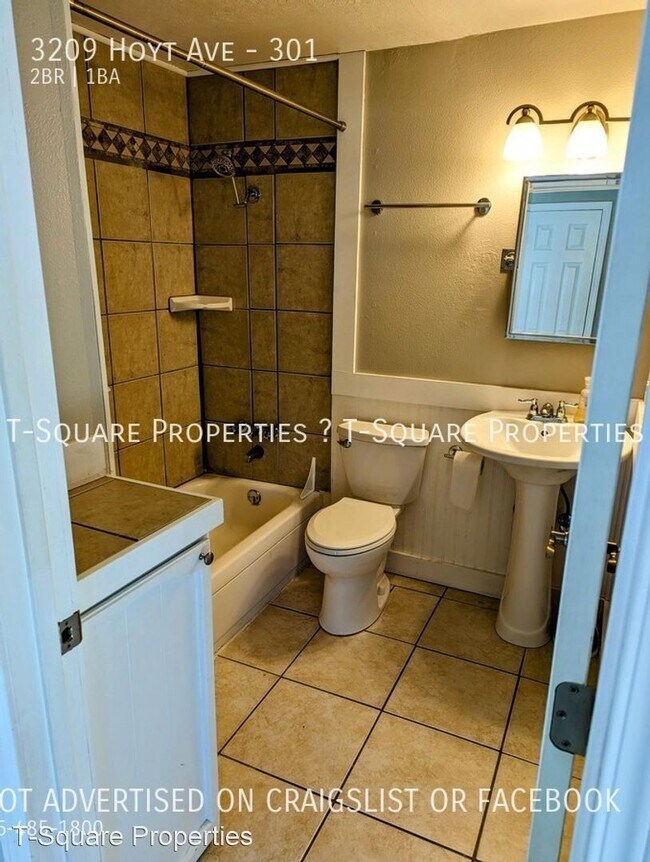 Building Photo - 2 br, 1 bath House - 3209 Hoyt Ave #301