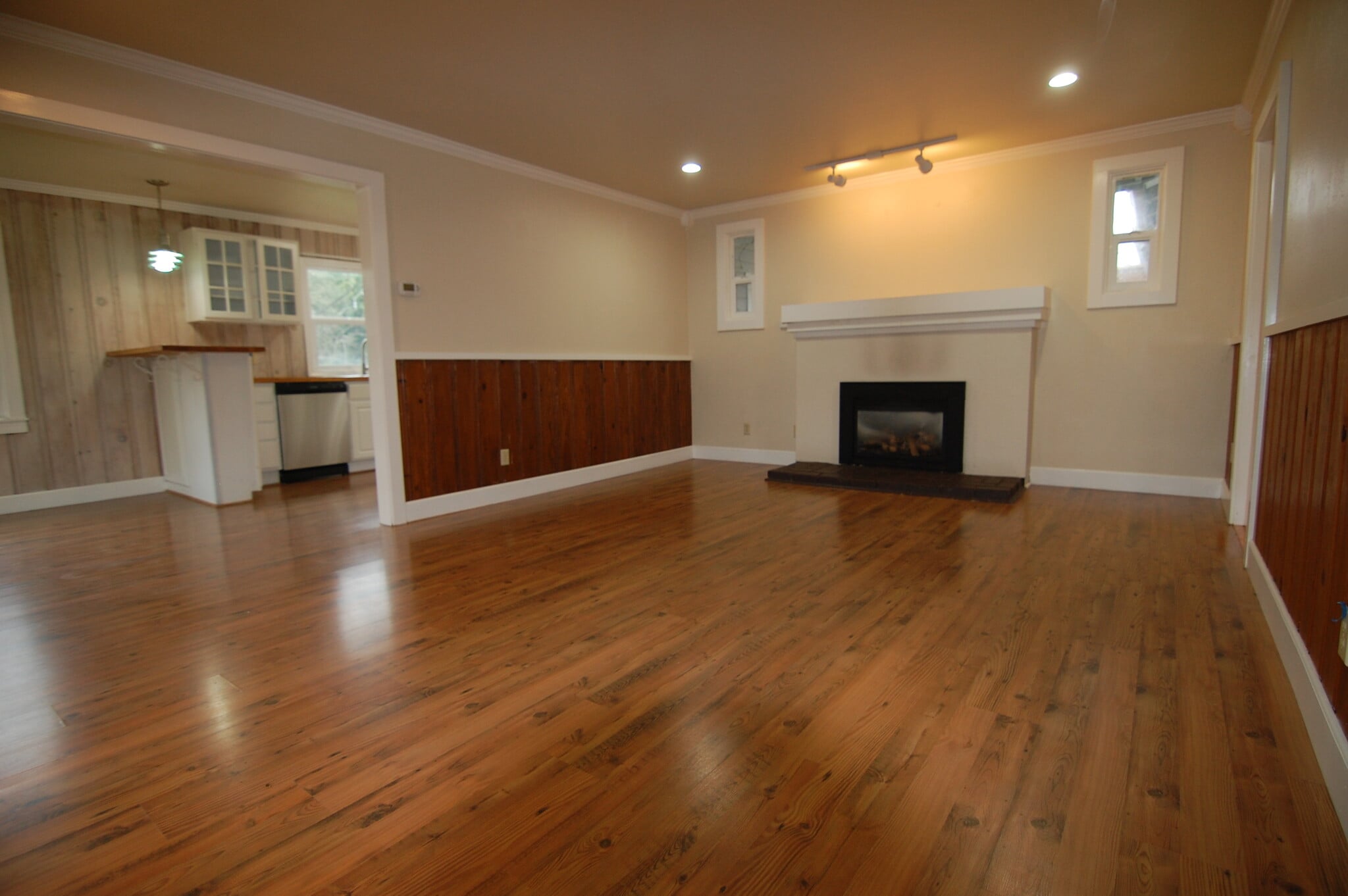 Building Photo - 8492 Trenton Rd