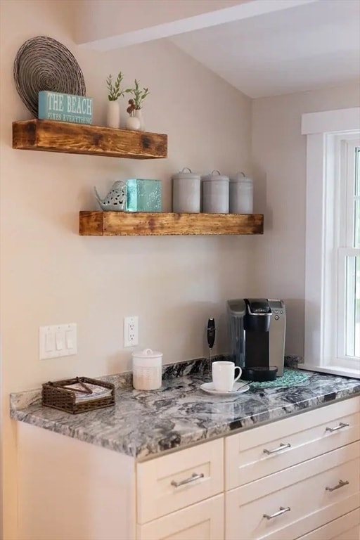 Building Photo - 110 Elgin Rd