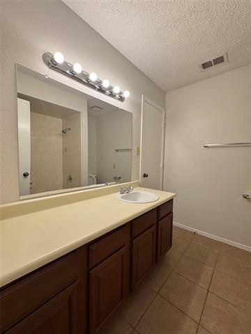 Building Photo - 5029 Buttonwood Ln