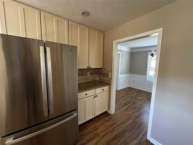 Building Photo - 3924 Riverstone Dr