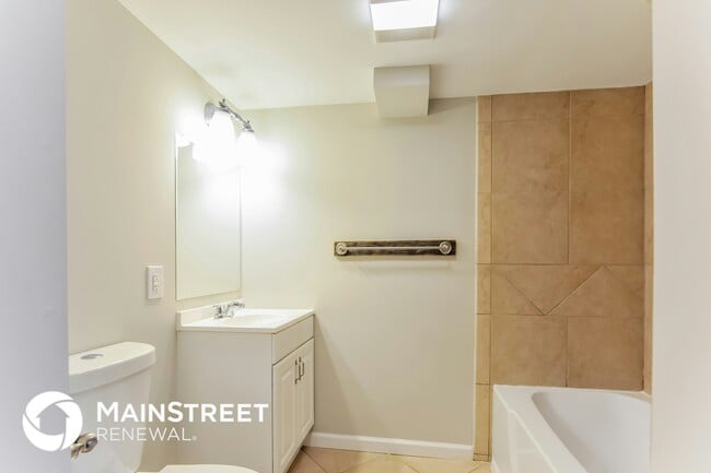 Building Photo - 1320 Ballast Point Dr