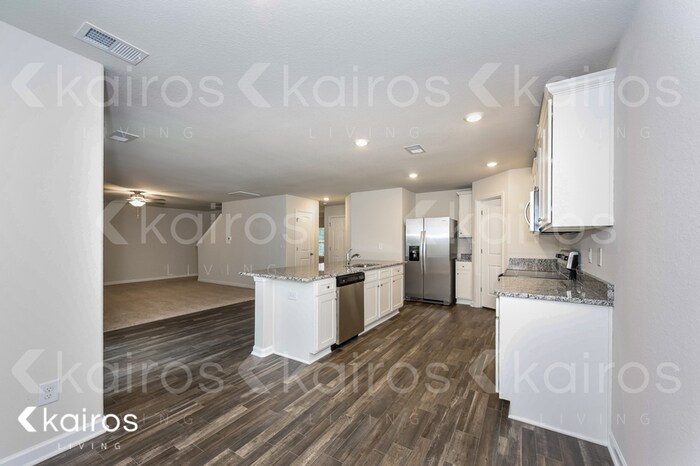 Building Photo - 607 Wild Tulip Ct