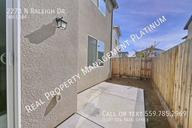 Building Photo - 2273 N Raleigh Dr