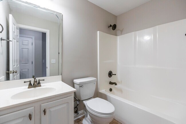 Building Photo - 3277 Beaumont Centre Cir