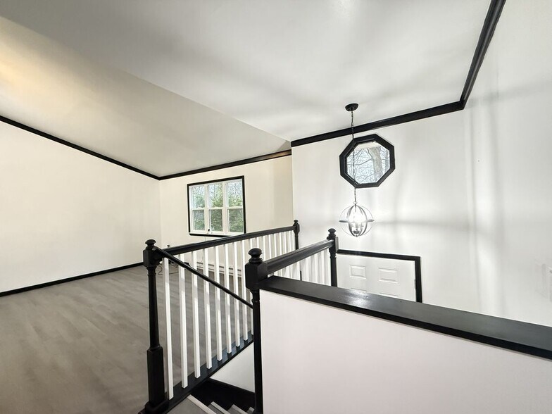 Building Photo - 8066 Red Squirrel Dr