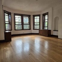 Building Photo - 6115 N Meade Ave