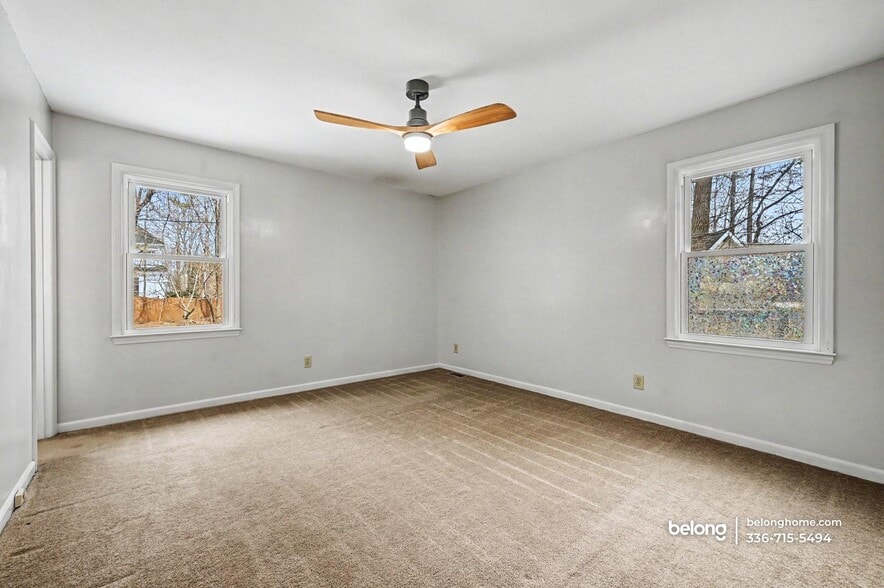 Building Photo - 11209 Crestmont Dr