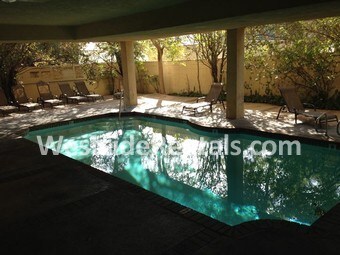 Building Photo - 430 N Maple Dr