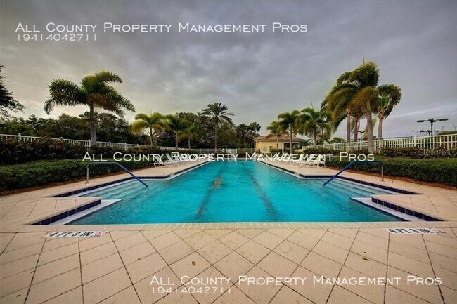 Building Photo - VillageWalk/Spacious/Great Amenities